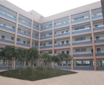 1571214245997347.jpg 教学楼一角.jpg