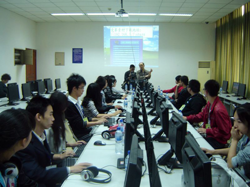 1573365152125837.jpg 学生学习.jpg