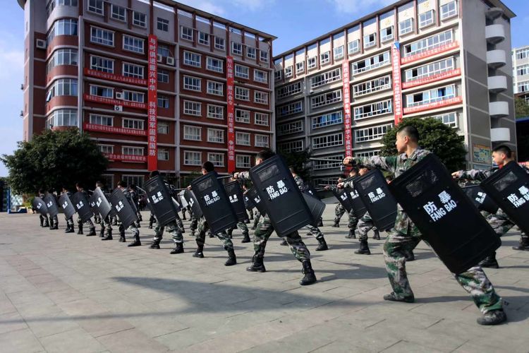 南充国防教育5.jpg