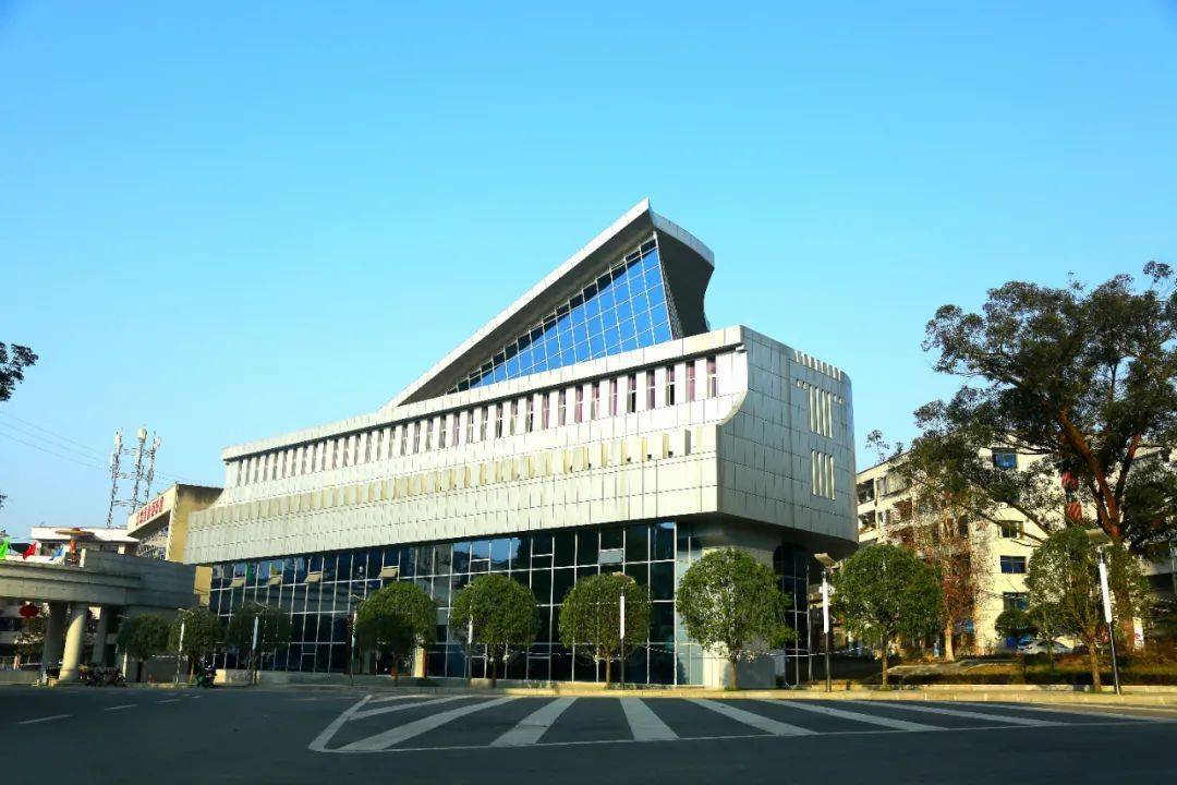 四川省南充师范学校2020级新生报到须知 四川省南充师范学校2020级新生报到须知